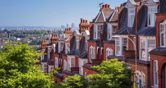 Solo buyers in London need 111% pay rise to secure a mortgage London House