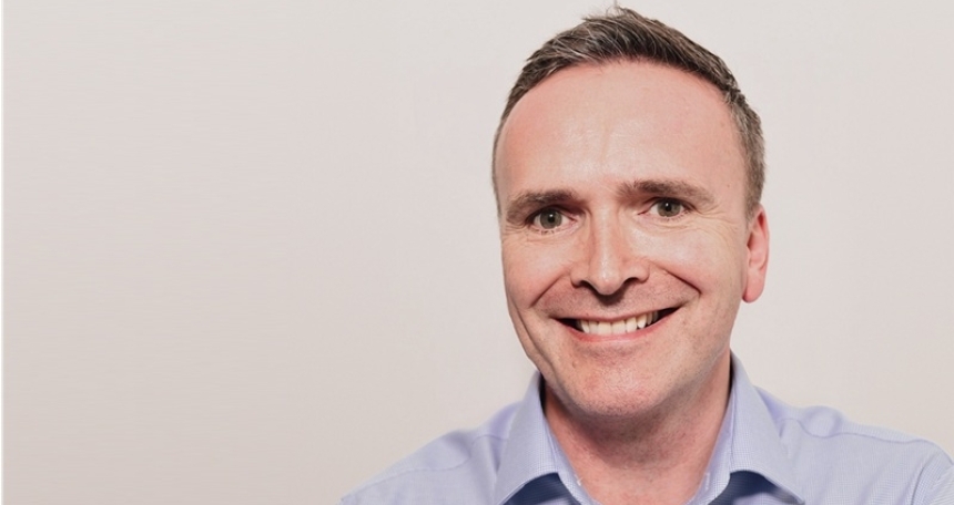 Martin Sims - Molo - 907