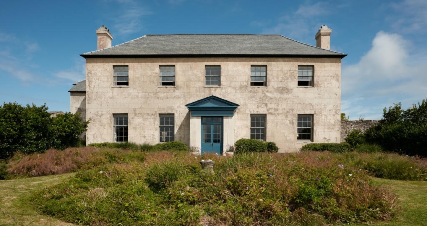 Case study: Aspen completes £1.14m no valuation bridge on 10-bed 'party house' in North Devon Aspen party house - Devon - 025