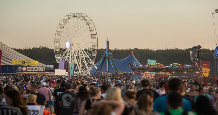Homes near major UK festivals costing up to 91% more than local averages Leeds Festival - 722
