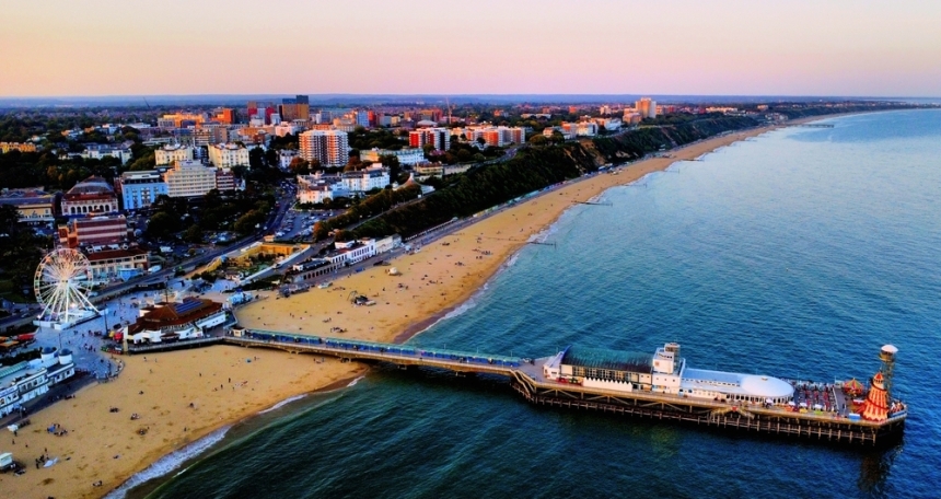 £364k commercial bridging loan funds seaside hotel-to-HMO conversion plan