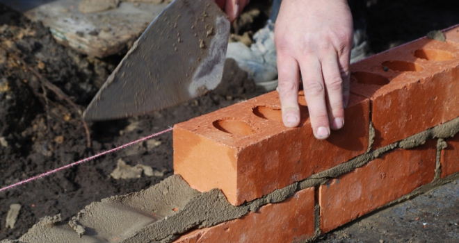 Build now and build well to get ahead construction 665