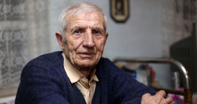 Parliamentarians and industry urge government to urgently address issues surrounding housing for older people old fella