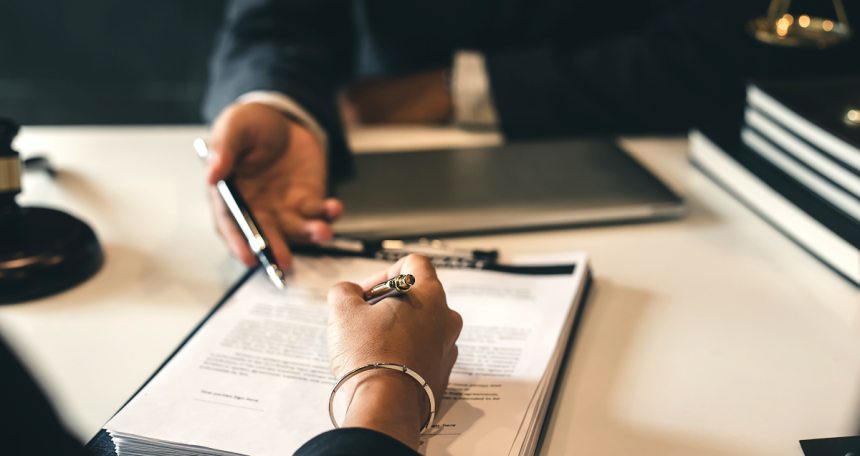 Flexibility is King: The importance of break clauses in commercial leases Signing a lease - 469