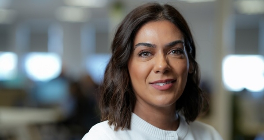 Sonia Mann - Roma Finance - 233
