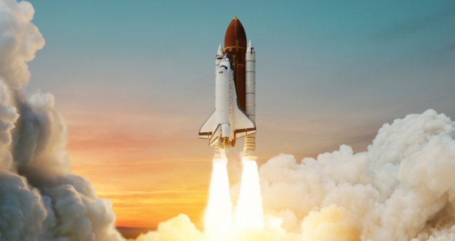 Conveyancing 'limbo' to impact 370,000 home movers this summer Space Shuttle 555