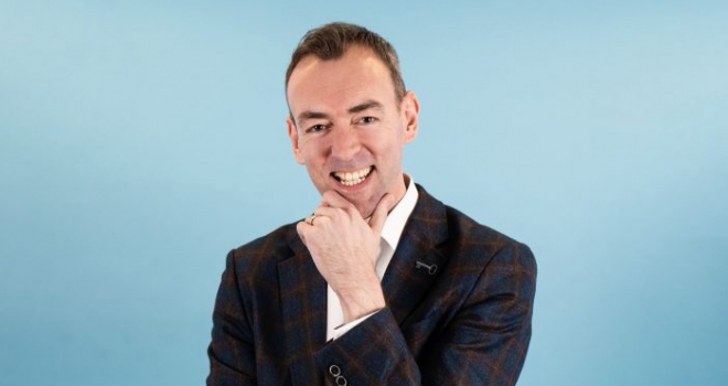In the Spotlight with Stuart Grimster Stuart Grimster 155