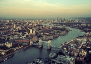 London's renters heading south of the river for big savings Thames