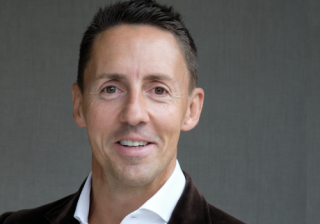 Levelling Up: From agent to developer Bruce Burkitt 379