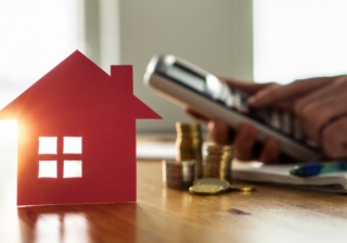 Has your house earned more than you in the last year?  House prices 717
