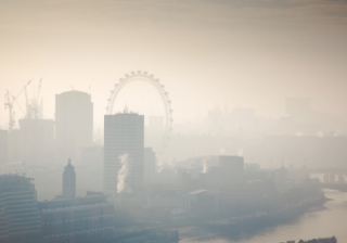 80% of London’s tenants struggling with their rent due to cost of living crisis london smog